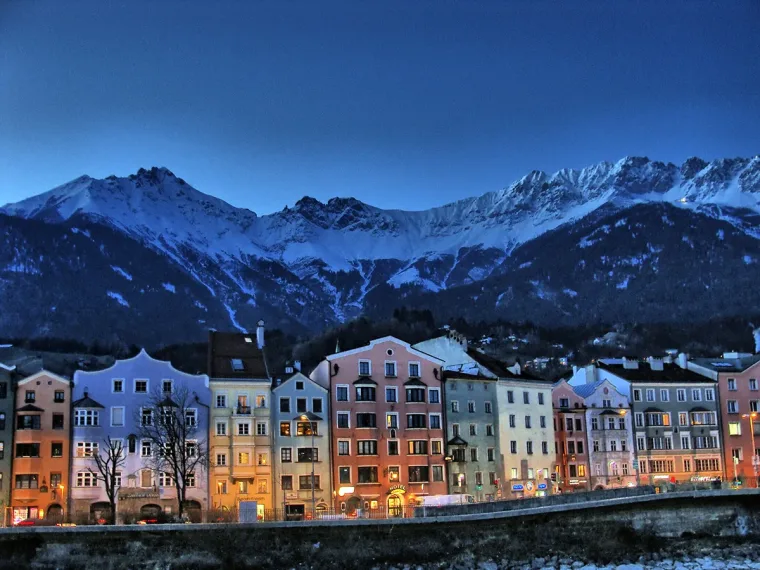 Hötting bei Nacht